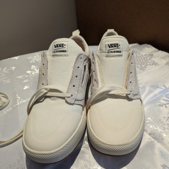 White VANS Sneakers - Picture 1 of 7